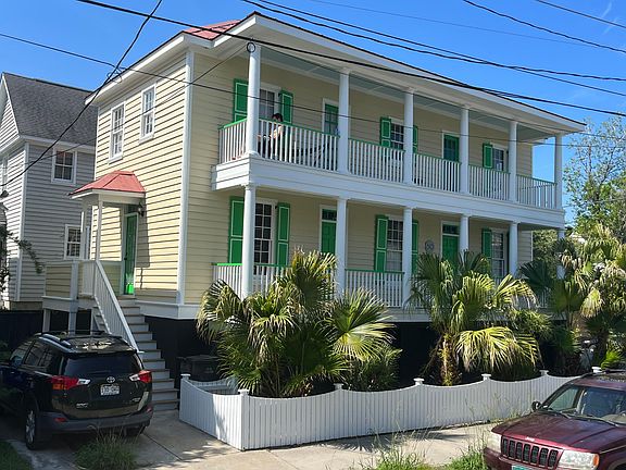 Killer piazzas overlooking Morris Street.