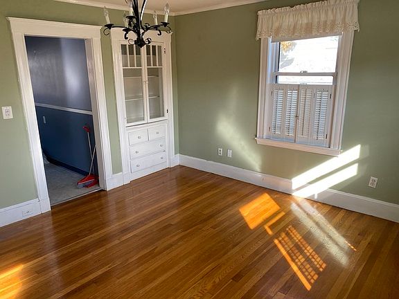 5th image of 98 Highland Ave #1