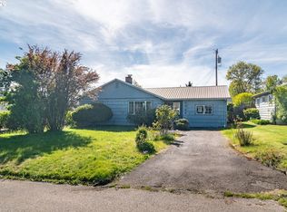 3064 NE Porter St, Roseburg, OR 97470
