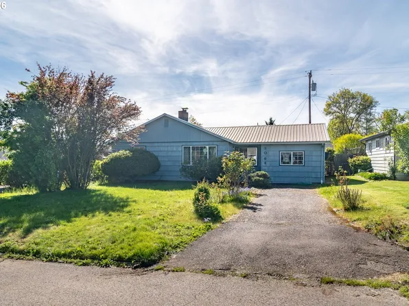 3064 NE Porter St, Roseburg, OR 97470