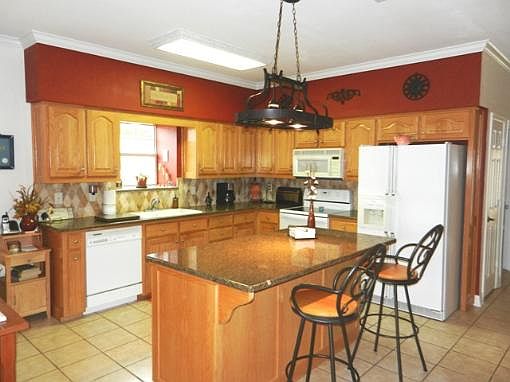 2nd image of 601 County Road 3608