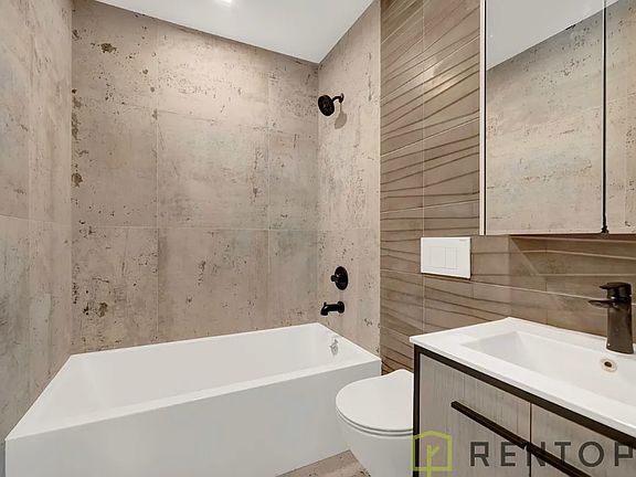 5th image of 475 Grand St #307