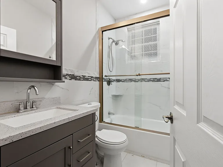 318 Concord Ave #318 — Photo 19