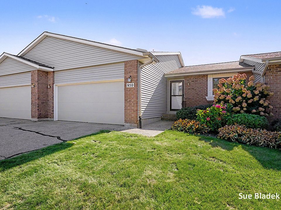 1st image of 950 Village Ct