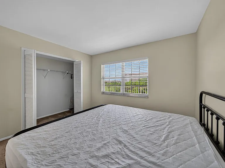 3503 Oaks Way #505 — Photo 25
