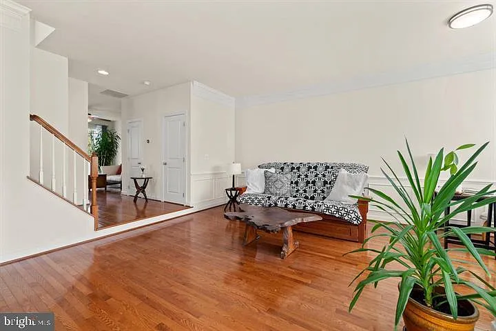 14160 Catbird Dr — Photo 38