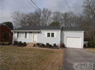 705 Meadowlane Dr, Lebanon, TN 37087