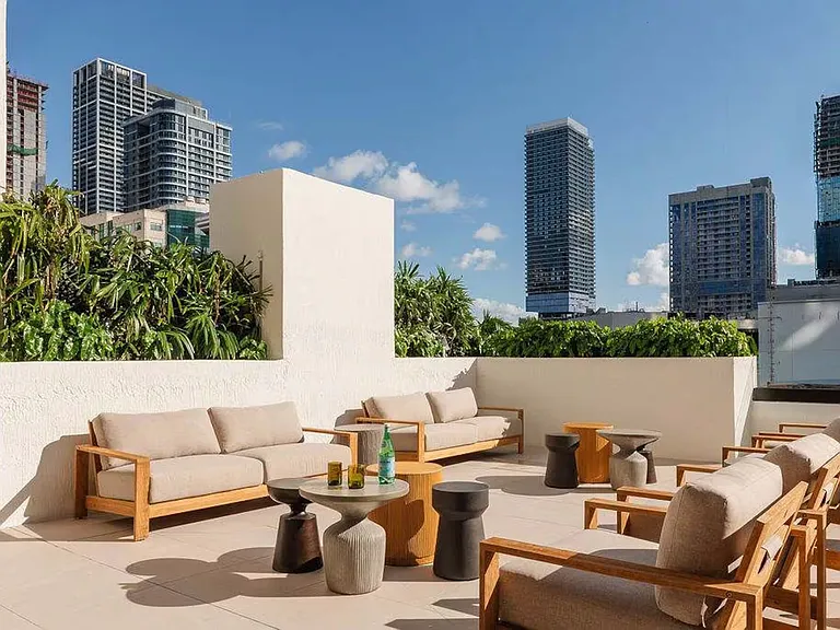 225 N Miami Ave #2902 — Photo 13