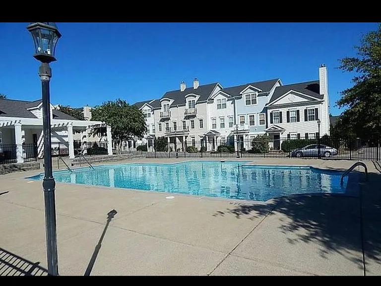 4316 Summercrest Blvd #1007 — Photo 26