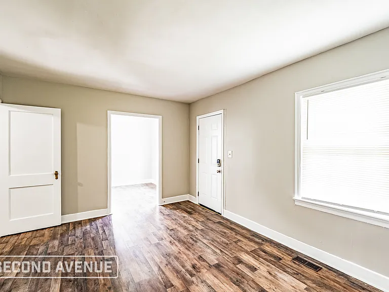 1417 34th St — Photo 13