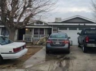 9886 Forest Ct, Adelanto, CA 92301