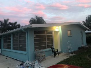 2713 Avenue C, Holmes Beach, FL 34217