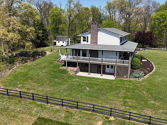 5th image of 539 Morie Rd