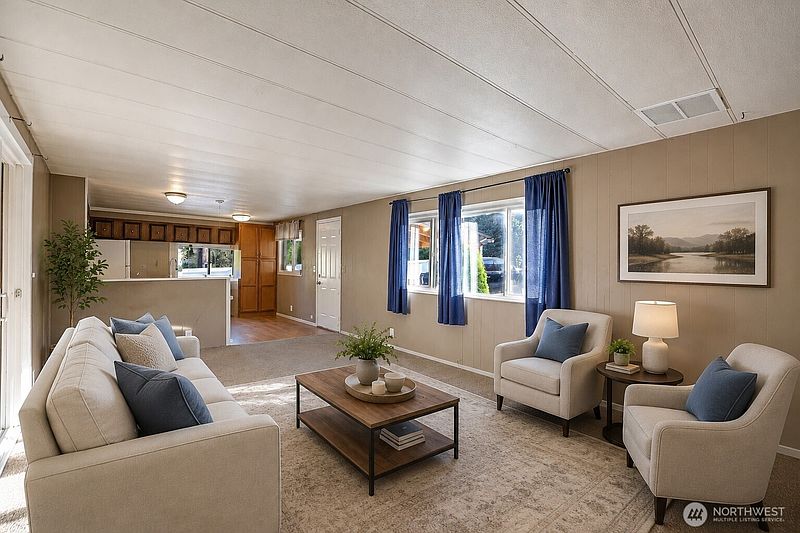 3rd image of 847 Patricia Ann Drive