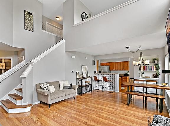 5th image of 1591 E Citadel Ct