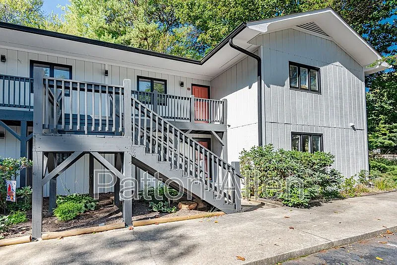 104 Glenn Bridge Rd #D15