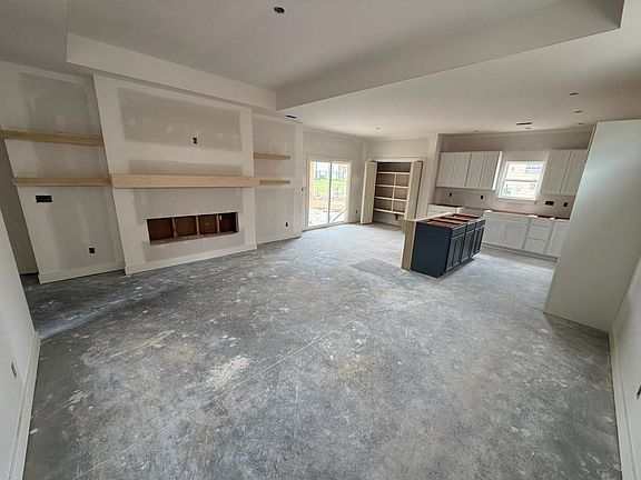 2nd image of 5079 N Toben Ct