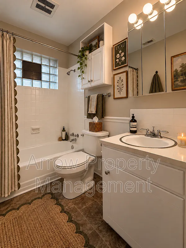 2 bed, 1.0 bath, 743 sqft, $895 — Photo 3