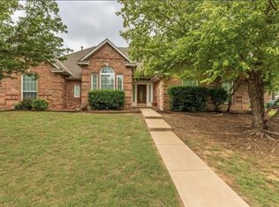 2828 Canton Ln, Edmond, OK 73012