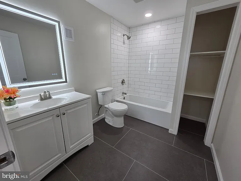 102 E Clements Bridge Rd #2 — Photo 9