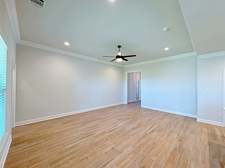 722 Bellegrove Square Ave — Photo 10