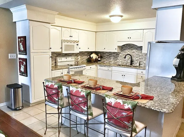 1300 N Main St APT 218, Sikeston, MO 63801