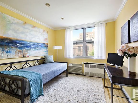 4th image of 166 W 76th St APT 5D
