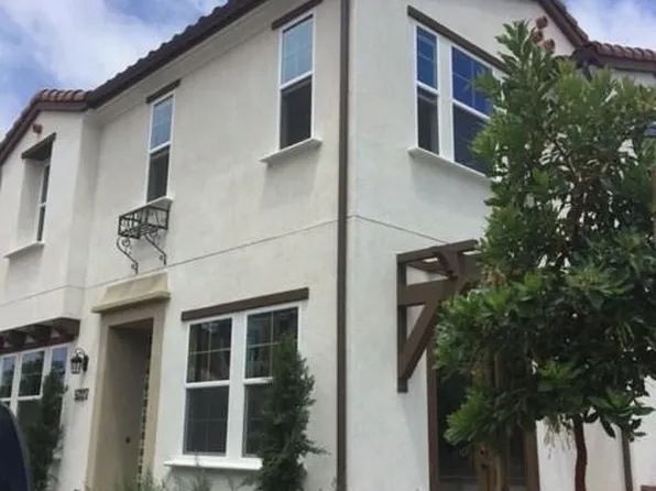5327 Harvard Way, Cypress, CA 90630