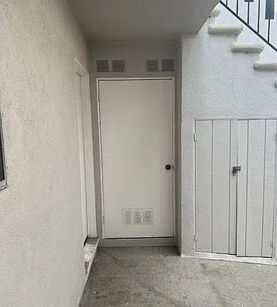 2nd image of 1310 Loma Dr