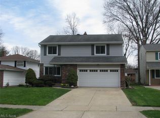 6595 Glenallen Ave, Solon, OH 44139