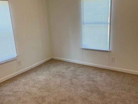 5th image of 118 Croatan Dr