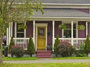 2107 NW 65th St, Seattle, WA 98117