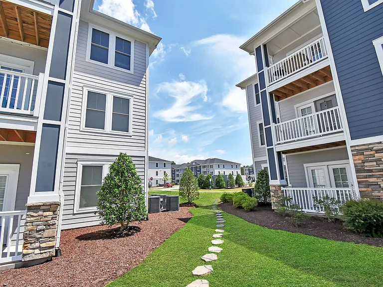 HAVEN POINTE AT CAROLINA FOREST APARTMENTS — Photo 11