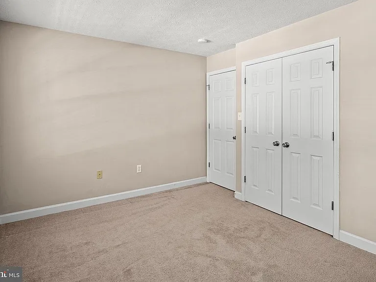 6193 Karas Walk — Photo 13