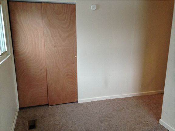 5th image of 2155 Lisa Dr
