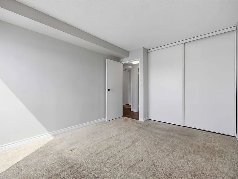 155 Front St N #1505 — Photo 16