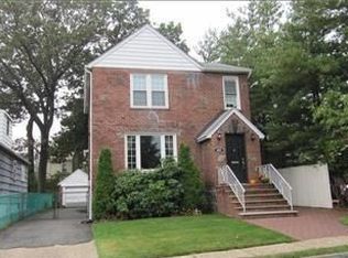 468 Lawton Ave, Ridgefield, NJ 07657