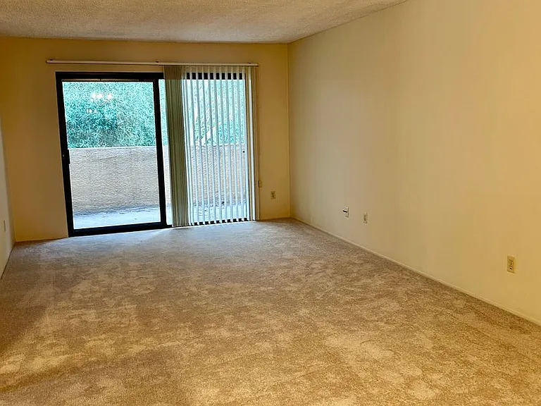 2609 Pico Pl #224 — Photo 4