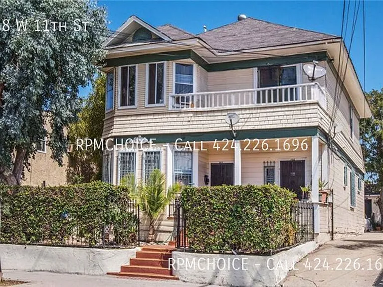 258 W 11th St — Photo 13