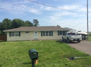 2545 S File Dr, Decatur, IL 62521