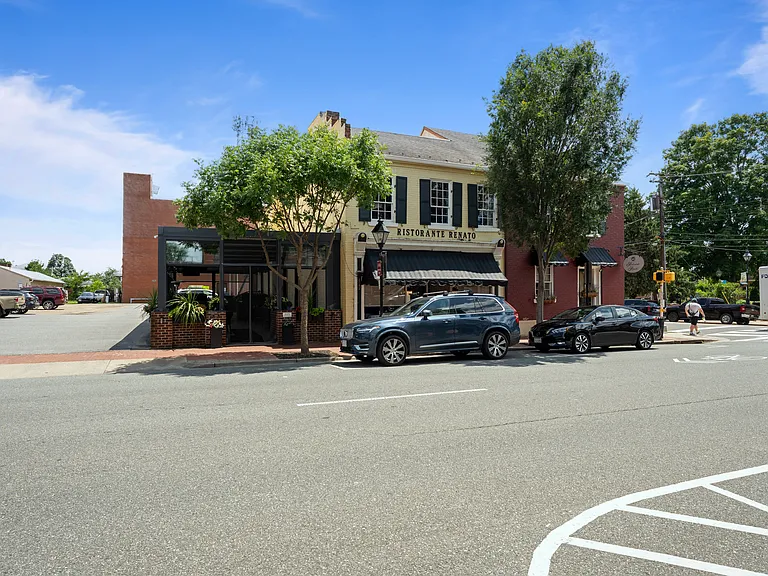 1115 Winchester St #D — Photo 47
