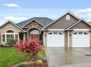 8838 Braeburn Loop, Yakima, WA 98903