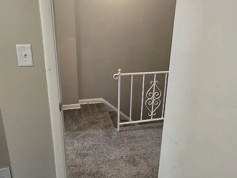 16200 Maplewood Ct — Photo 20