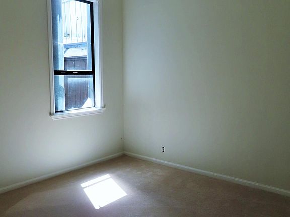 4th image of 1153 Valencia St APT 2