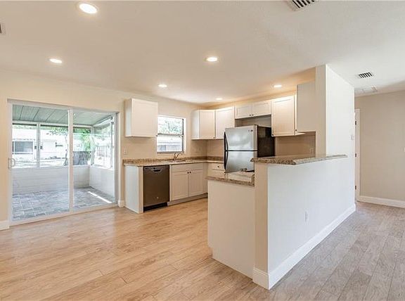 3rd image of 6641 26th St N