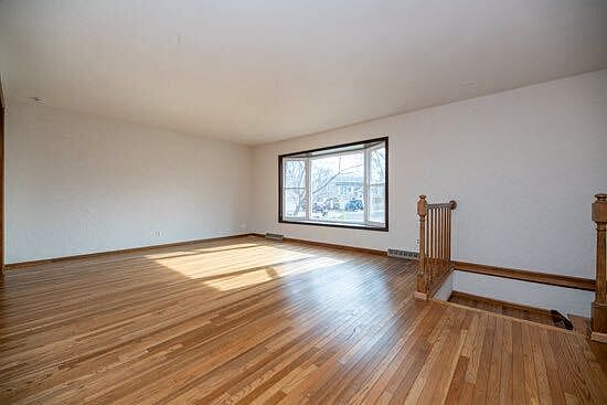 4th image of 2303 W Pintura Ct