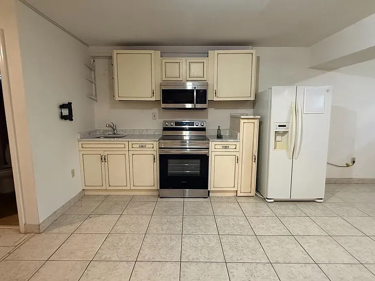 5212 Astor Pl SE — Photo 39