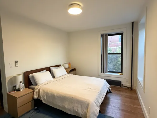 151 Fourth Avenue image 4 of 9