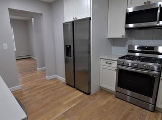 29 Irving St APT 2, Worcester, MA 01609