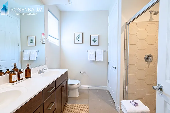 1533 W Sabel Ct — Photo 10